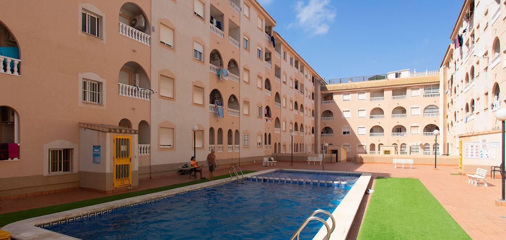 Resale - Apartment / flat - Torrevieja - Centro