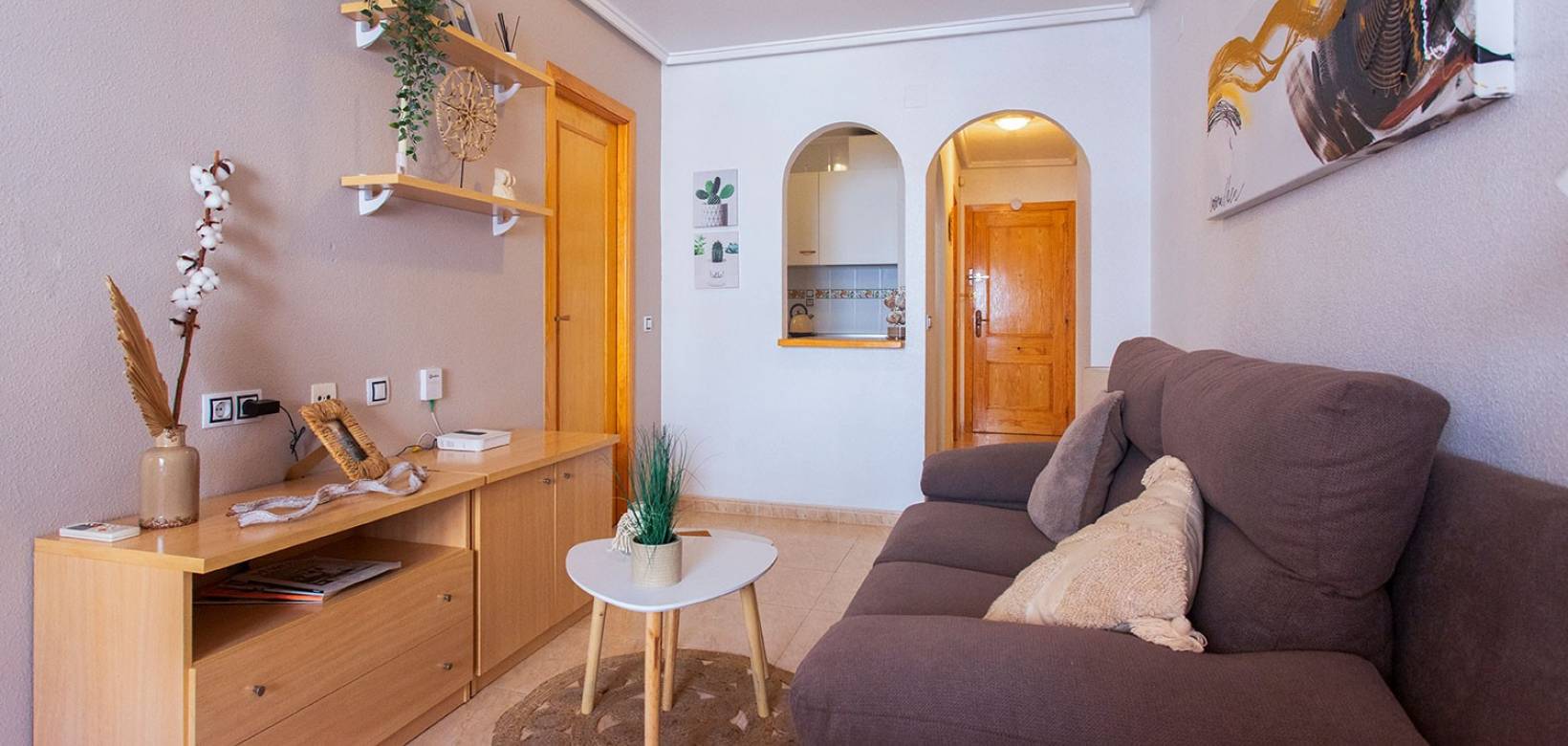 Resale - Apartment / flat - Torrevieja - Centro