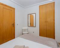 Resale - Apartment / flat - Torrevieja - Centro