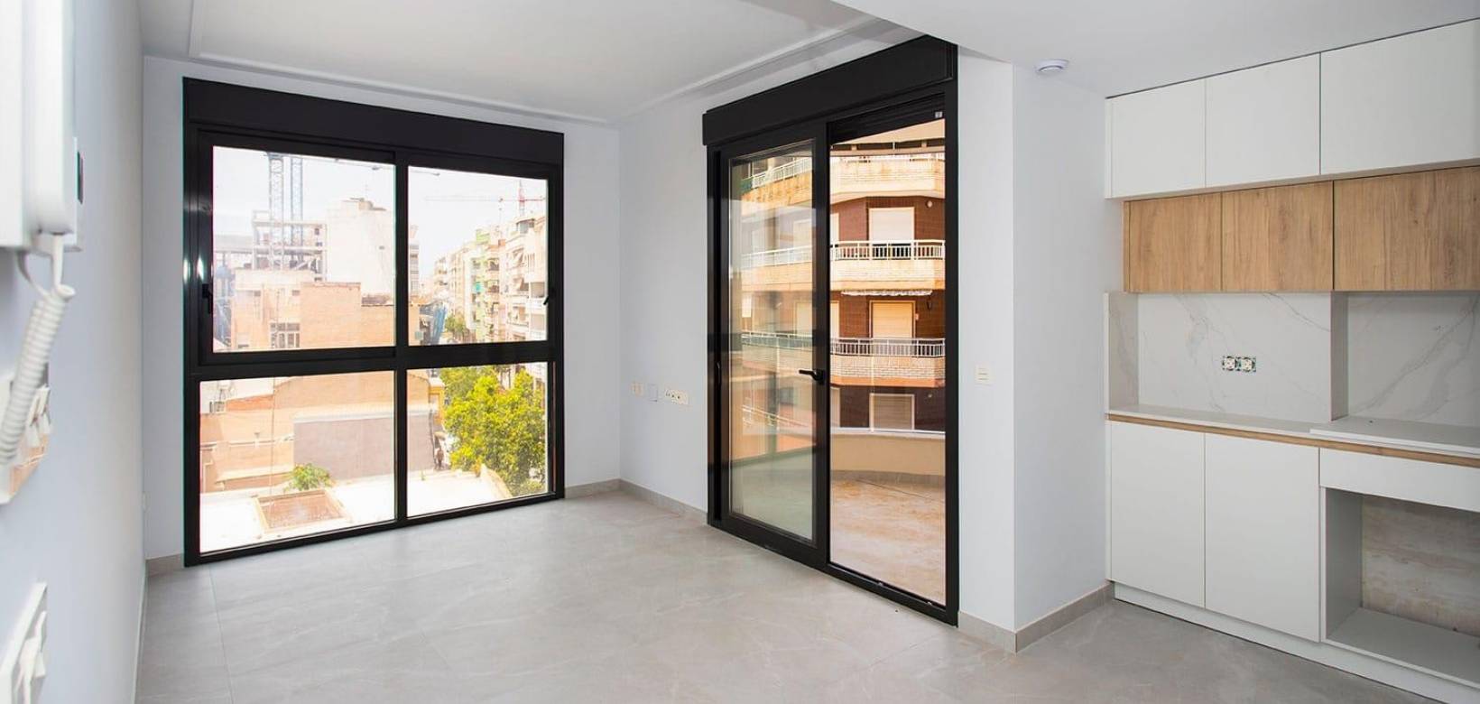 Resale - Apartment / flat - Torrevieja - Torrevieja Centro