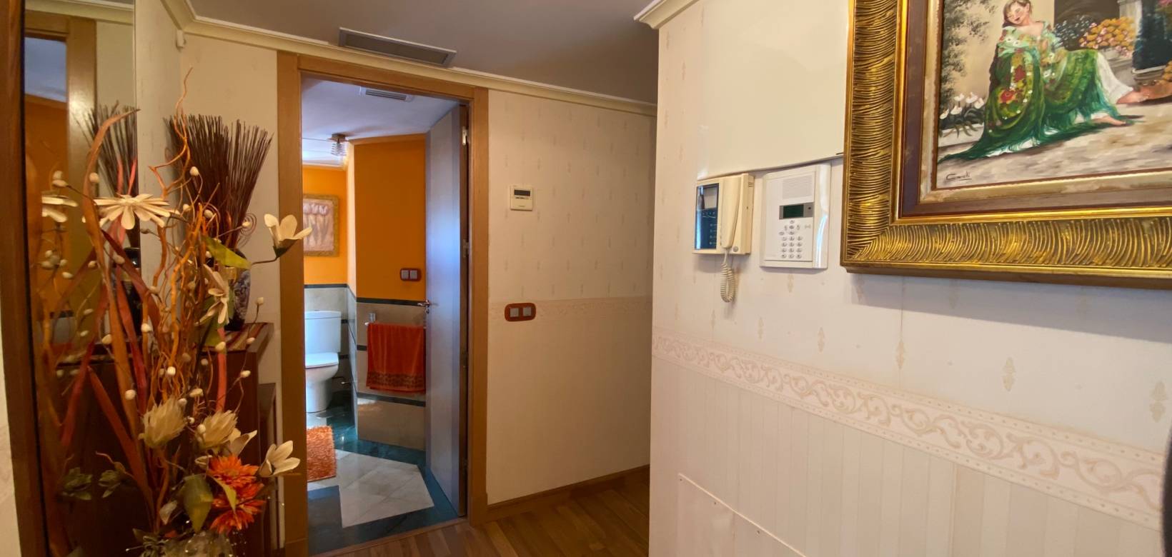 Resale - Apartment - Guardamar del Segura - El Eden