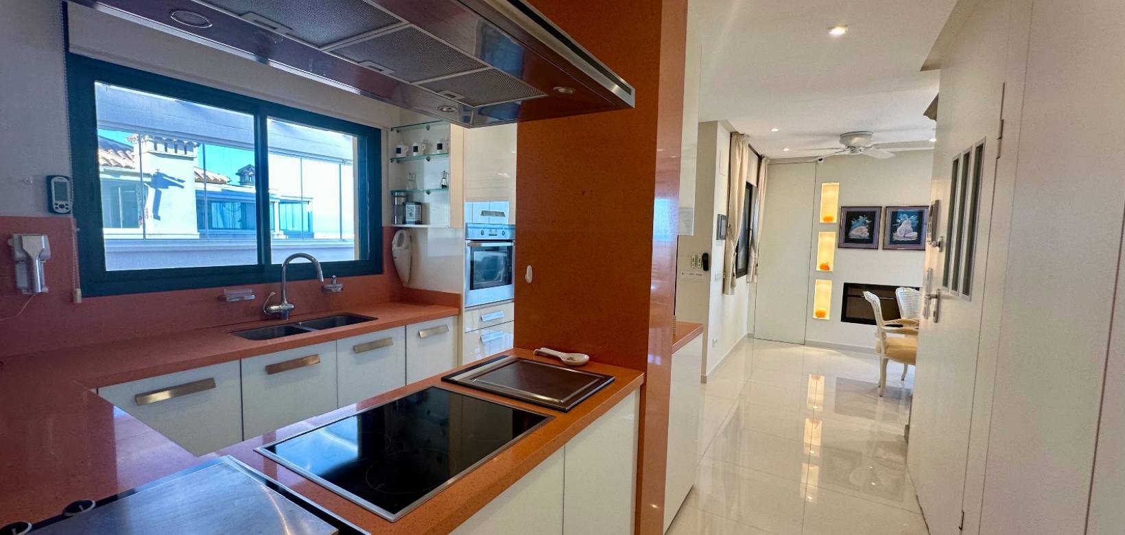 Resale - Apartment - Guardamar del Segura - Marjal Beach