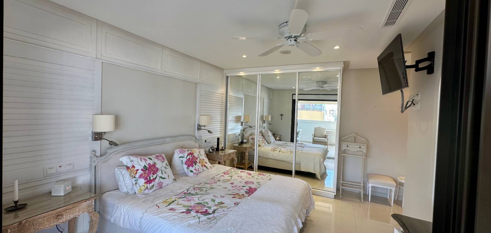 Resale - Apartment - Guardamar del Segura - Marjal Beach