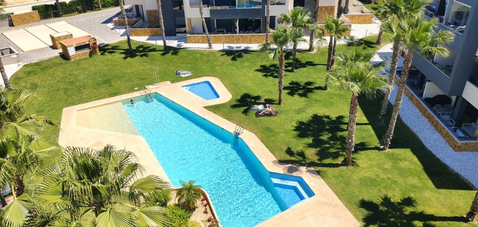 Resale - Apartment - Los Altos - Torrevieja