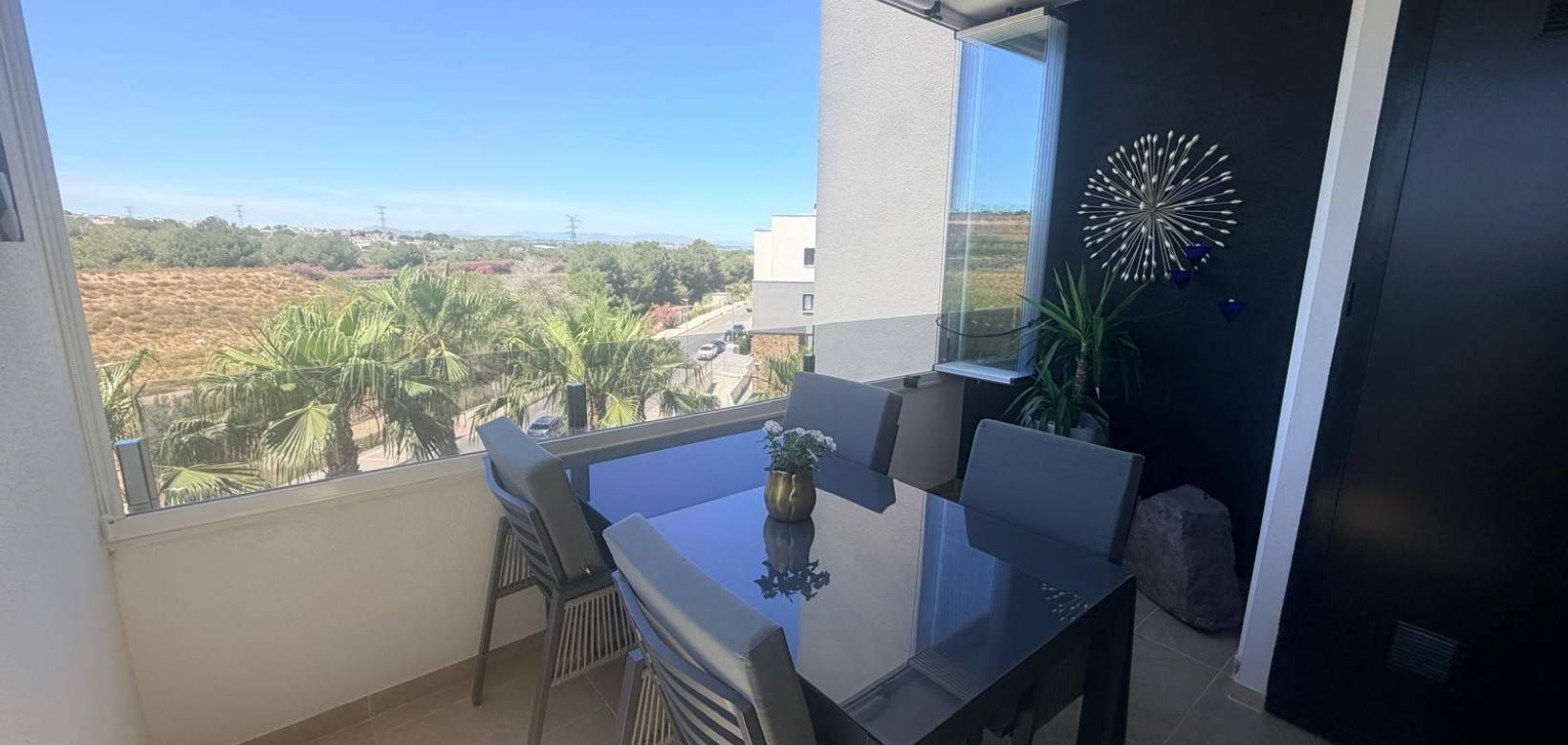 Resale - Apartment - Los Altos - Torrevieja