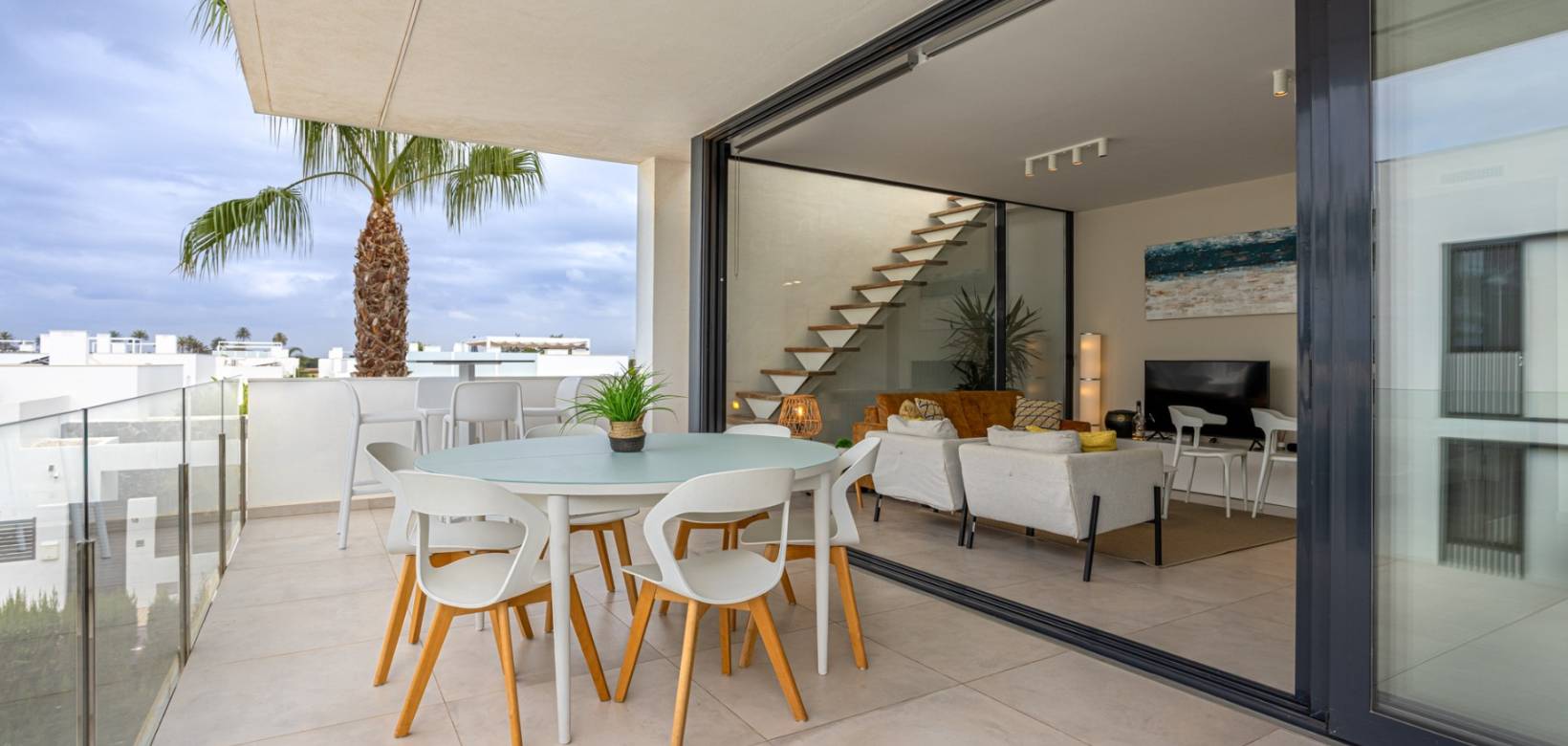 Resale - Apartment - Mar de Cristal