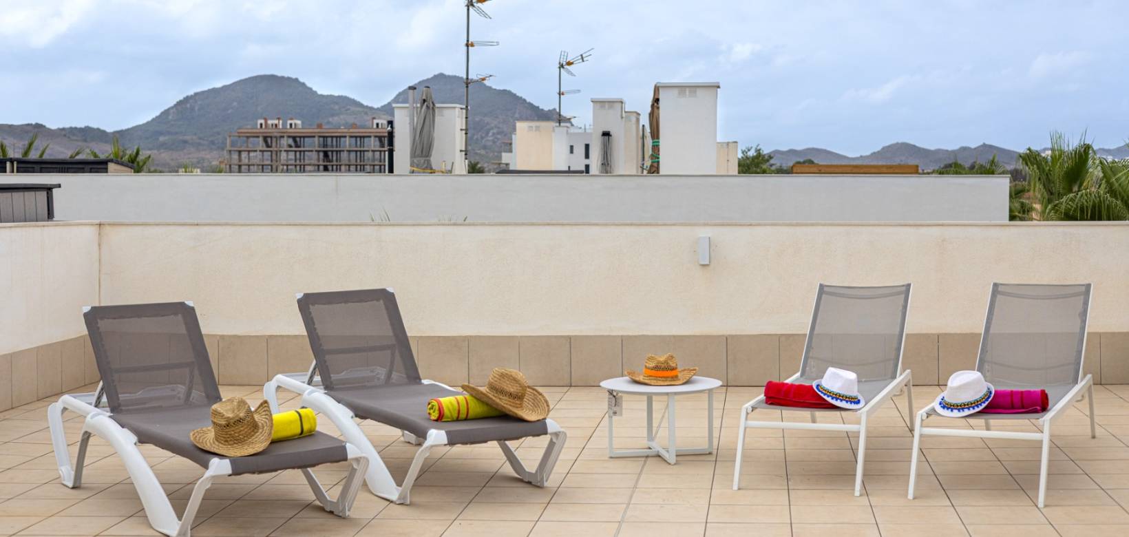 Resale - Apartment - Mar de Cristal