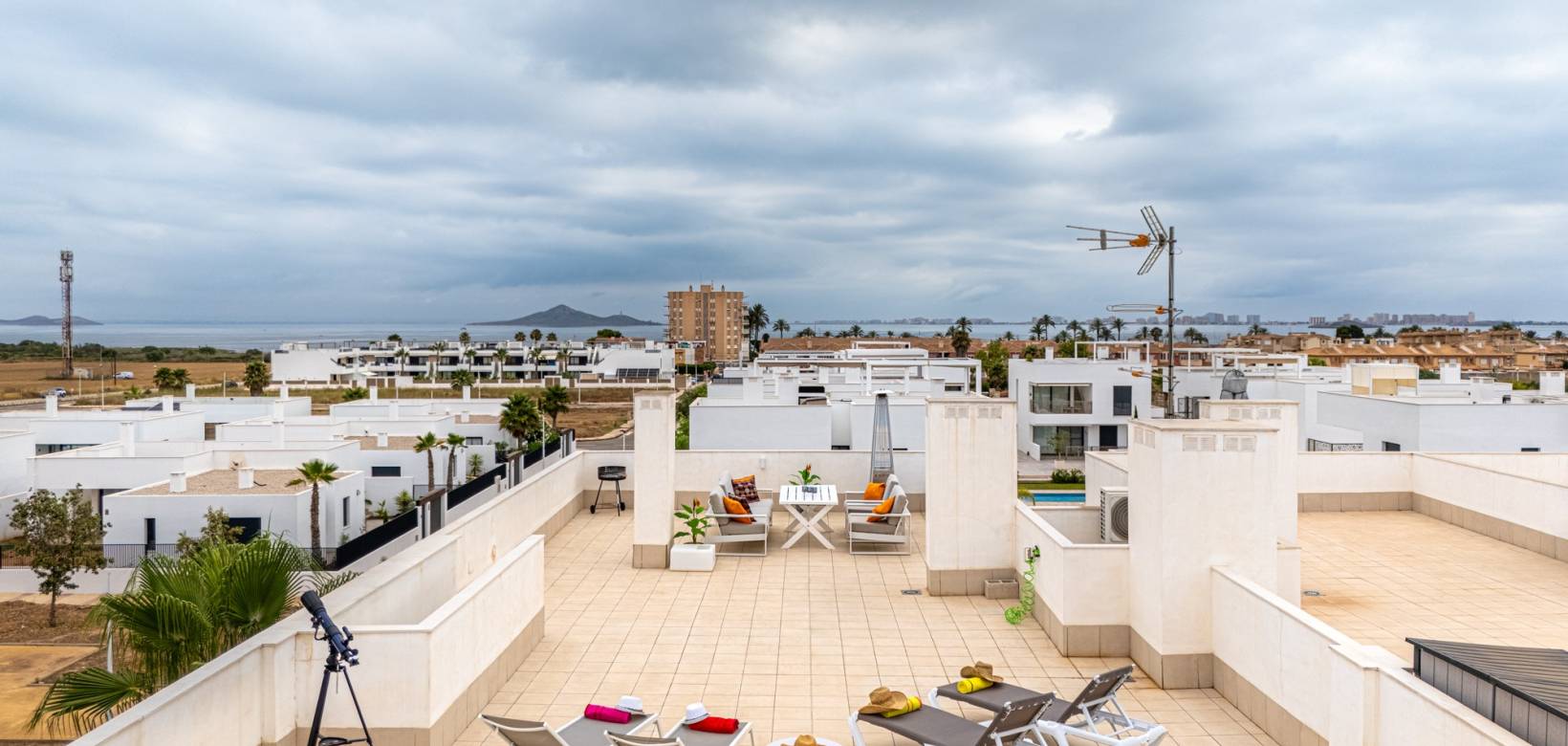 Resale - Apartment - Mar de Cristal