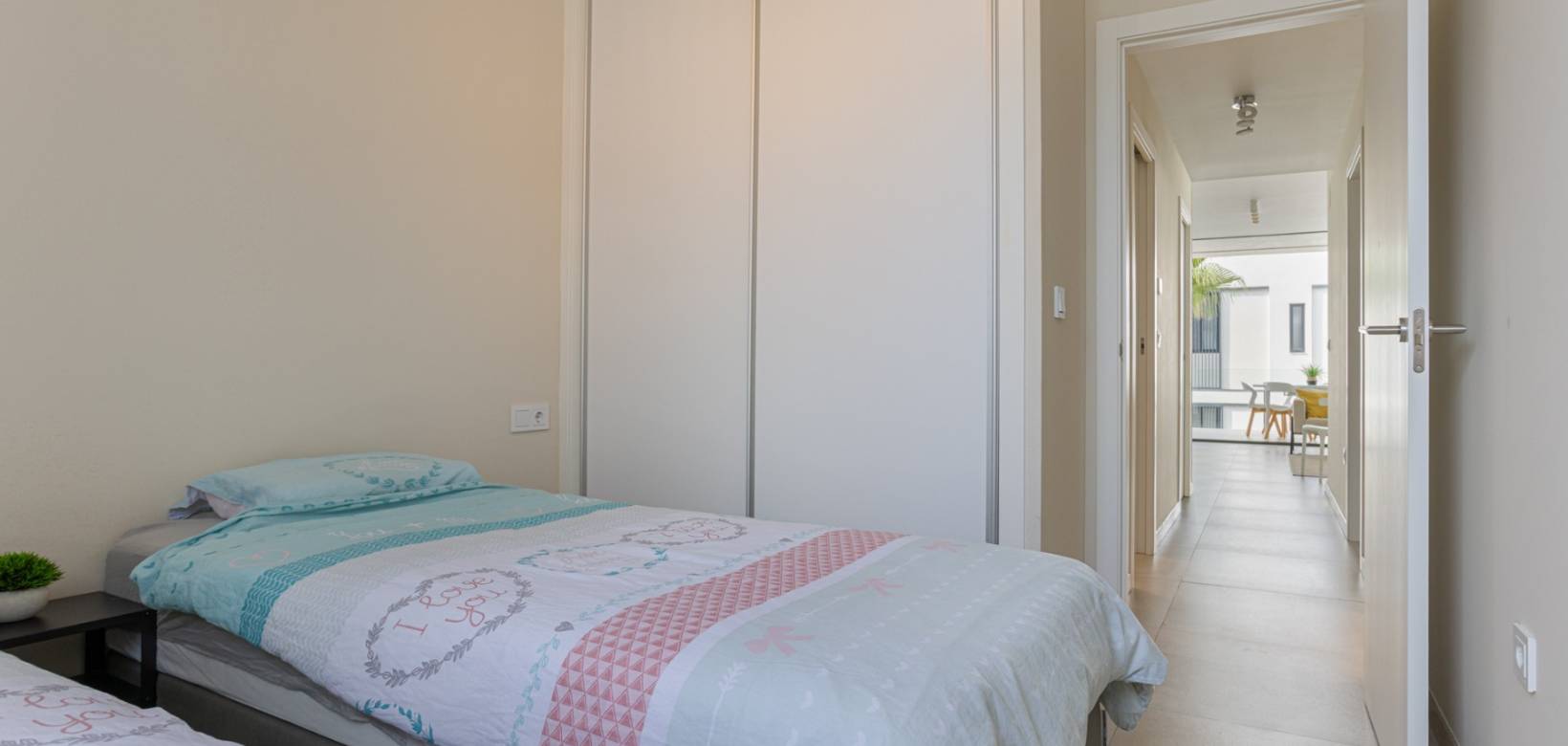 Resale - Apartment - Mar de Cristal