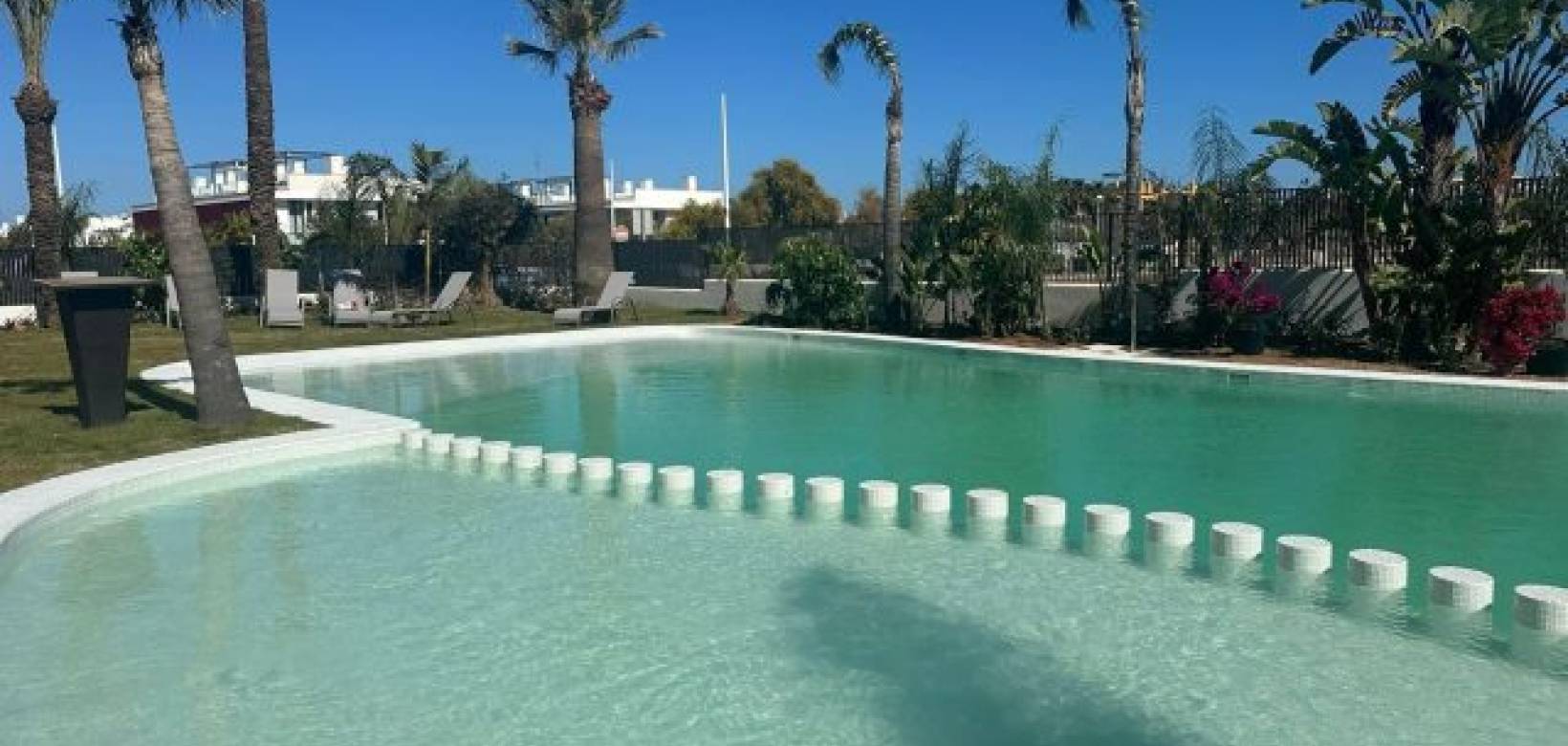 Resale - Apartment - Mar de Cristal