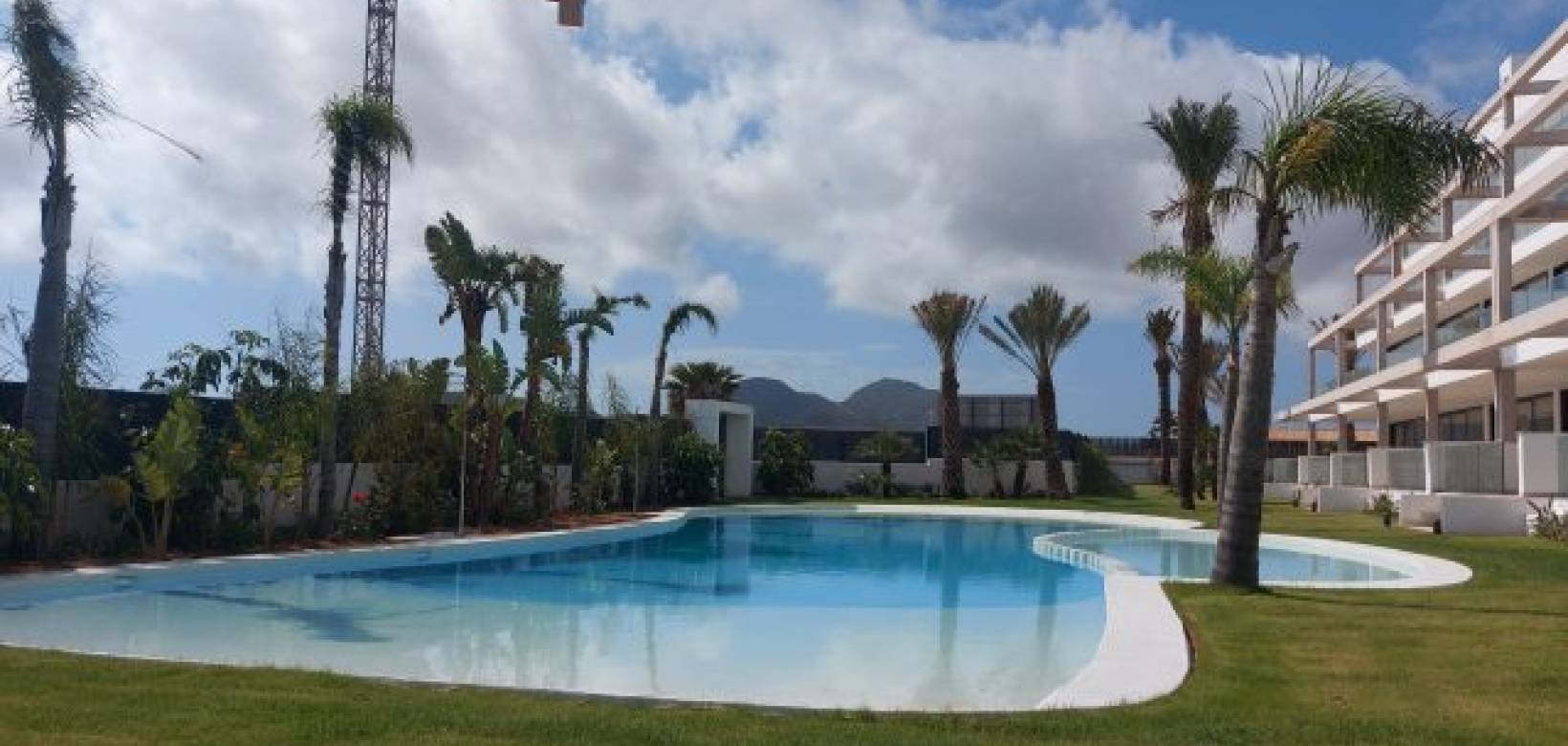 Resale - Apartment - Mar de Cristal