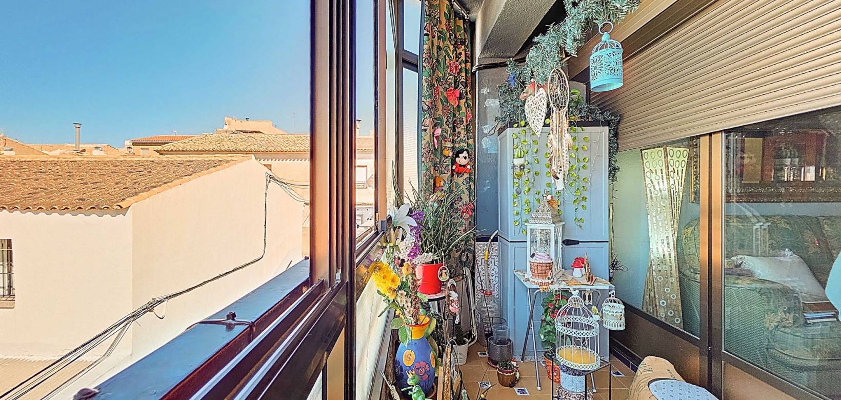 Resale - Apartment - Pinoso