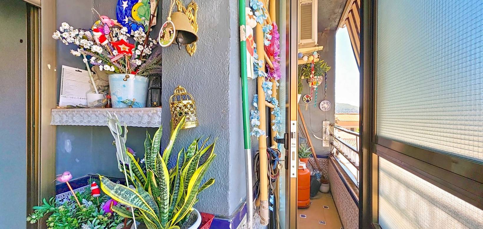 Resale - Apartment - Pinoso