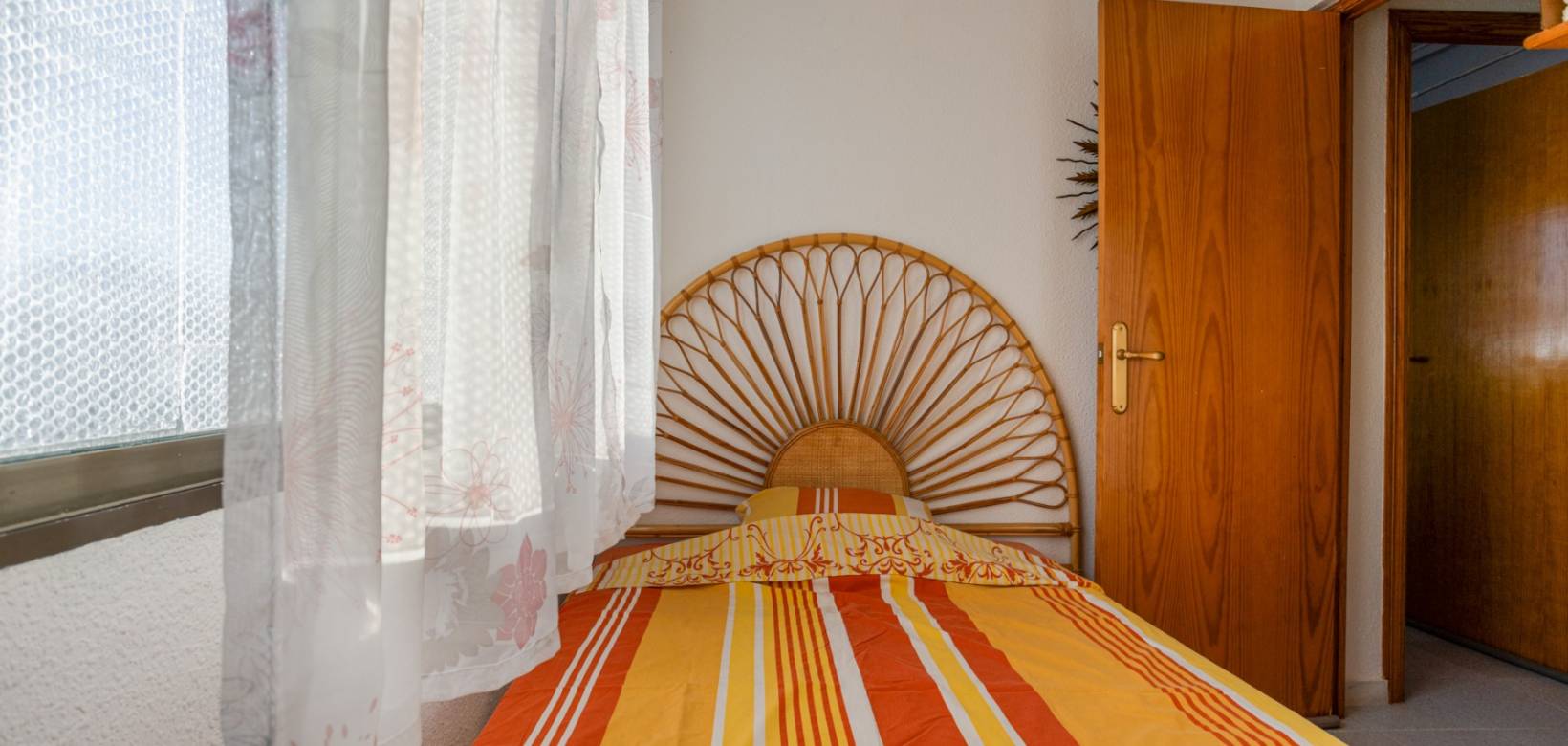 Resale - Apartment - Torrevieja - La Siesta