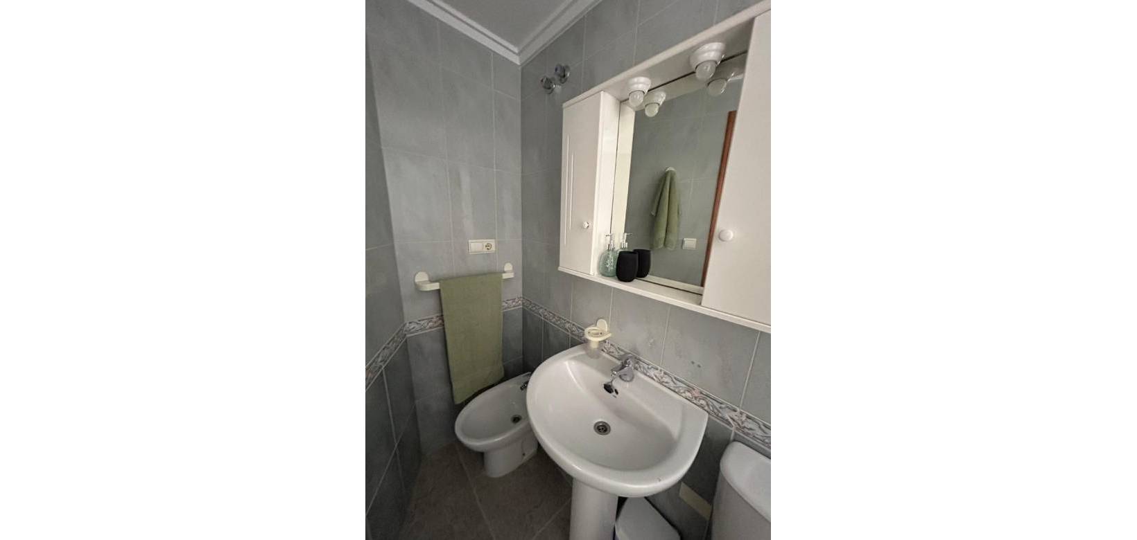 Resale - Apartment - Torrevieja - Playa Los Locos