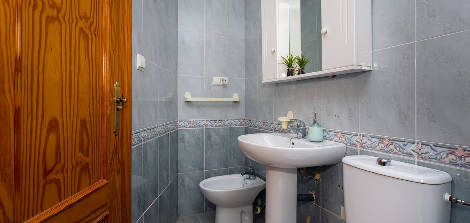 Resale - Apartment - Torrevieja - Playa Los Locos
