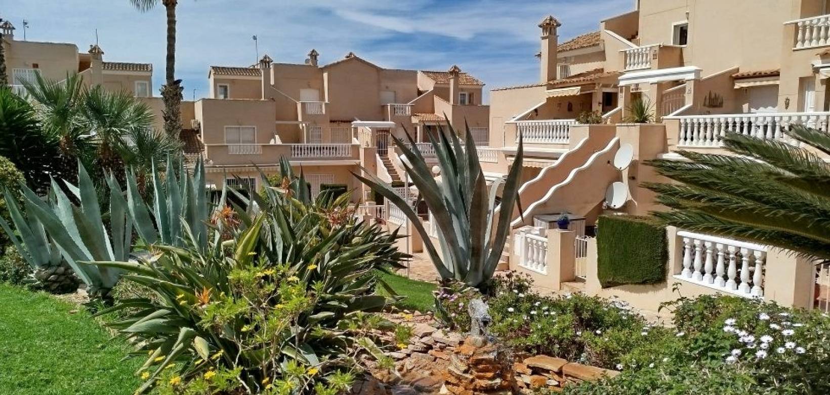 Resale - Bungalow - Orihuela Costa - Playa Flamenca