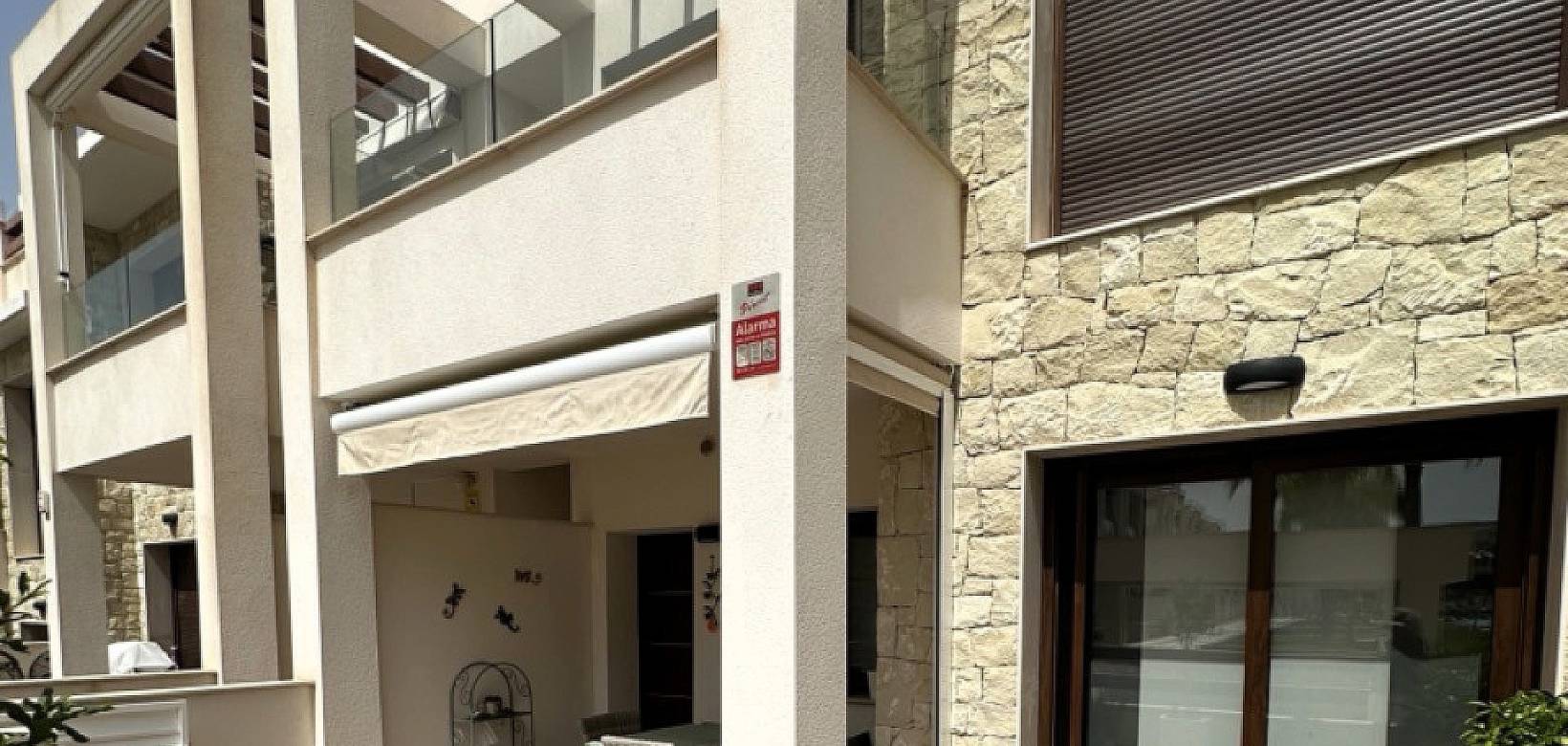 Resale - Bungalow - Torrevieja