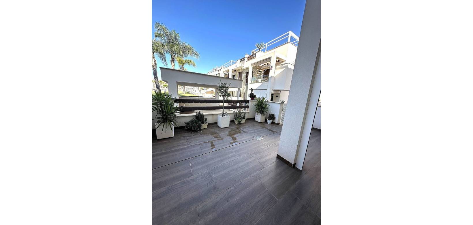 Resale - Bungalow - Torrevieja