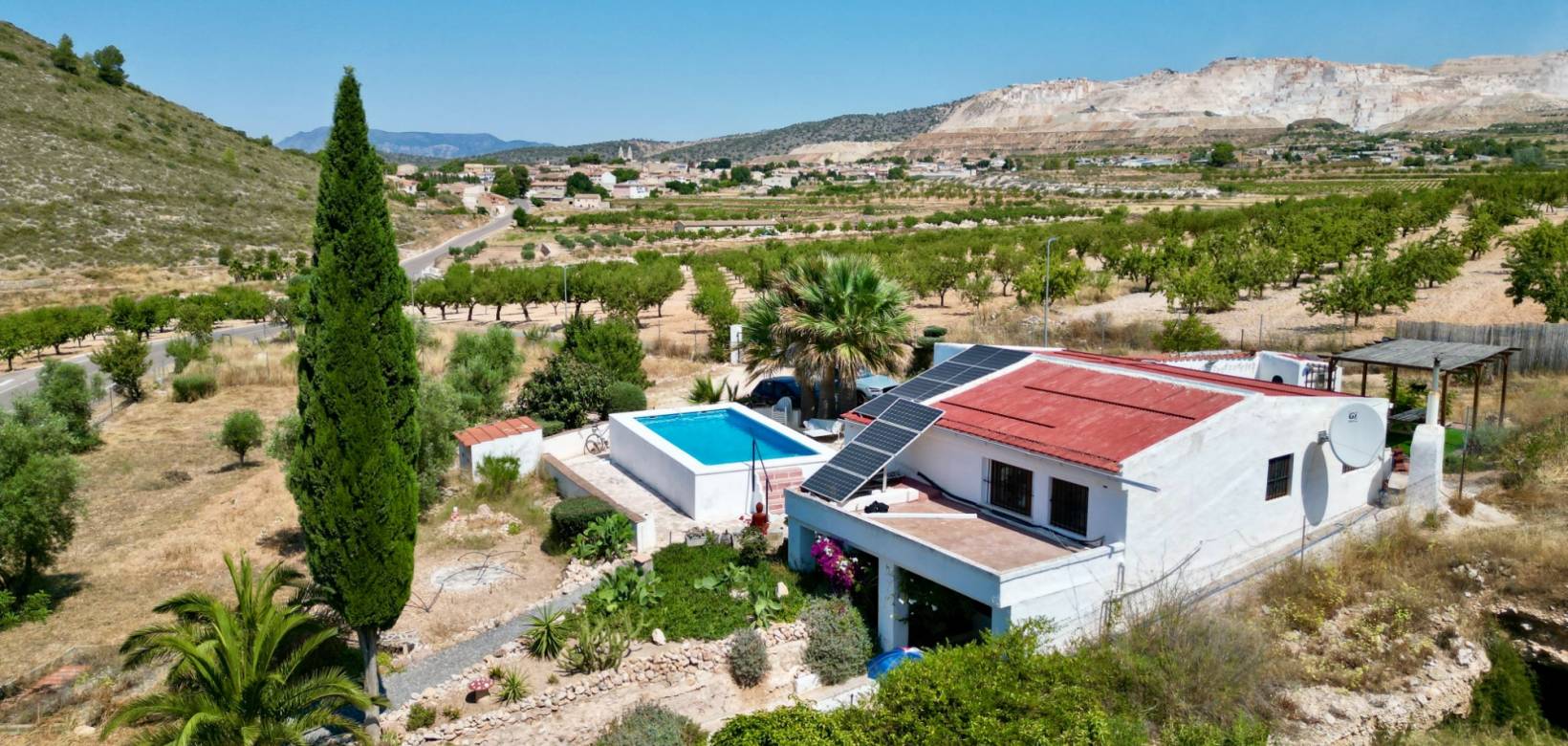 Resale - Cave home - Algueña