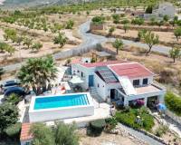 Resale - Cave home - Algueña