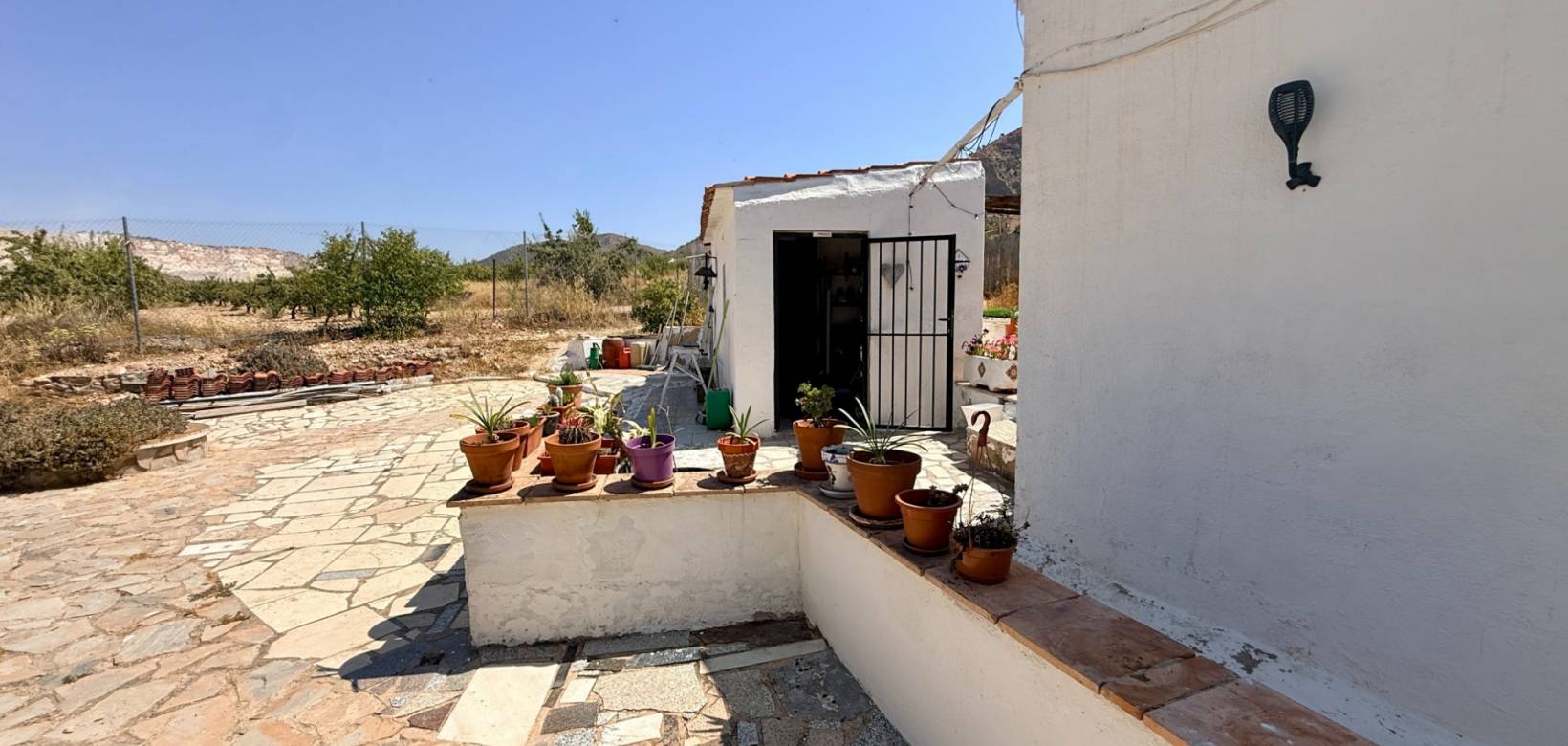 Resale - Cave home - Algueña