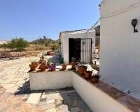 Resale - Cave home - Algueña