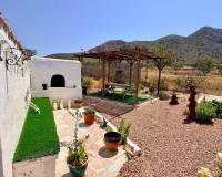 Resale - Cave home - Algueña