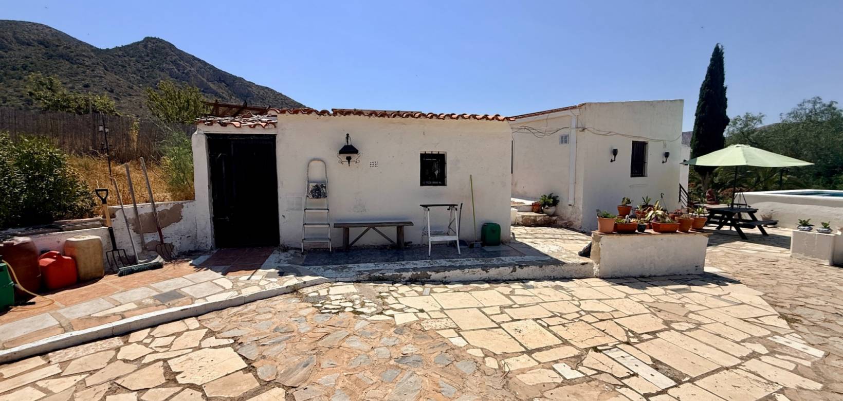 Resale - Cave home - Algueña