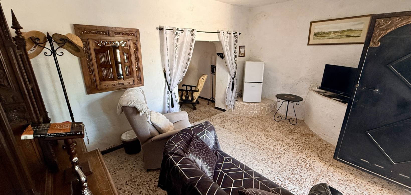Resale - Cave home - Algueña