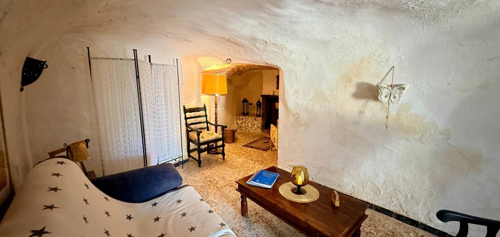 Resale - Cave home - Algueña