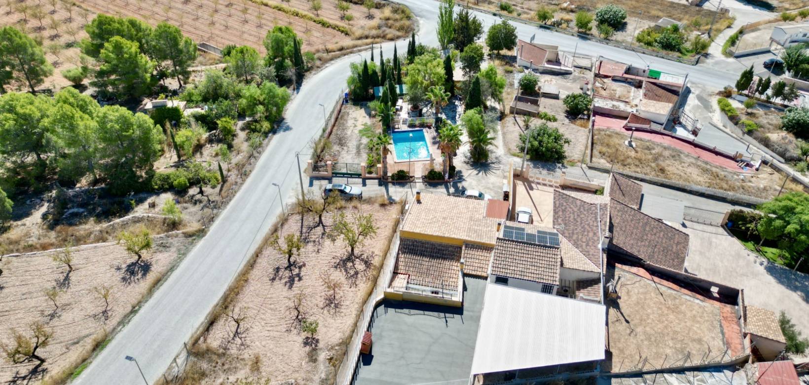 Resale - Cave home - Algueña