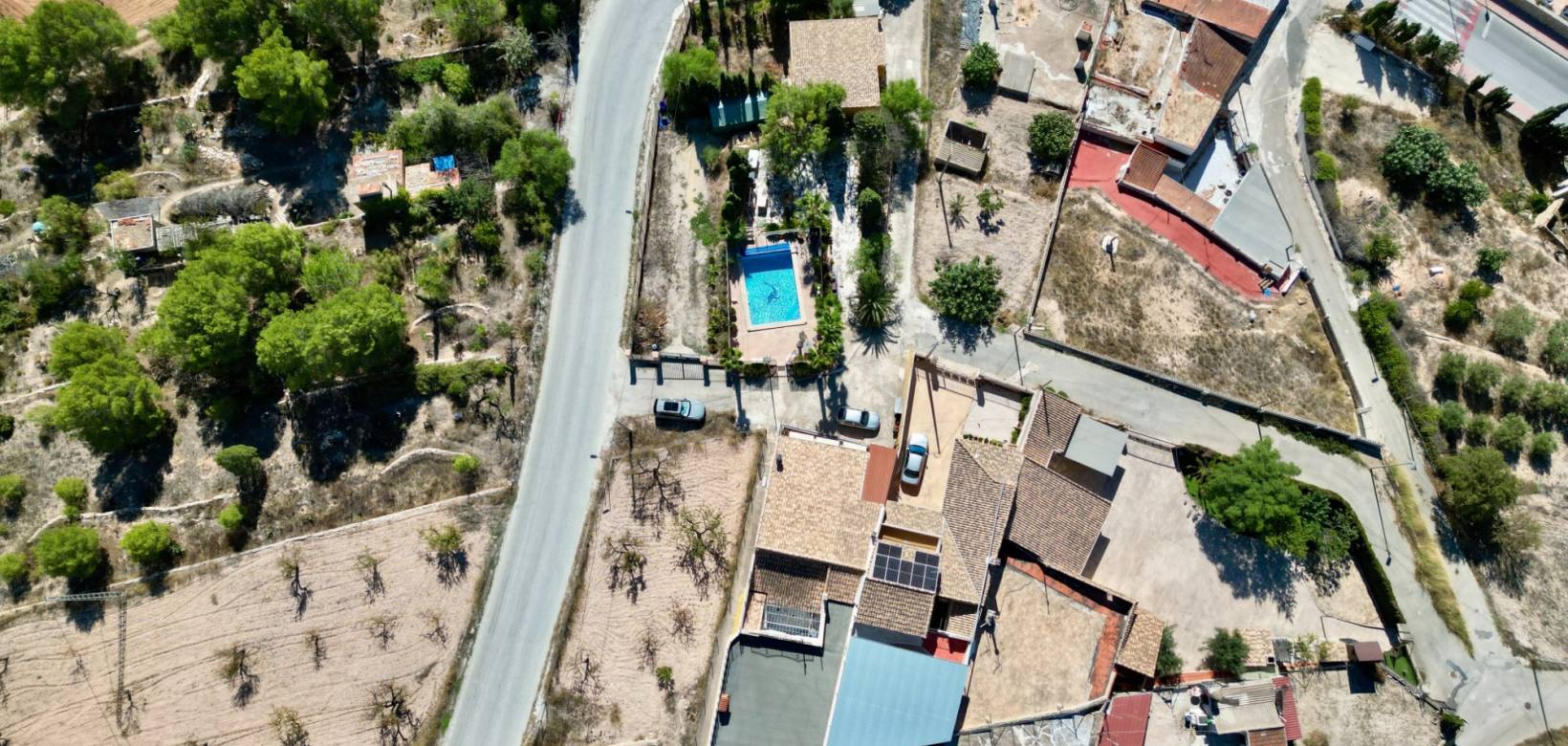 Resale - Cave home - Algueña