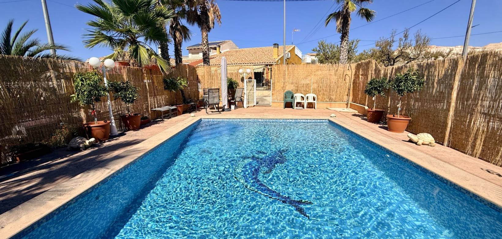 Resale - Cave home - Algueña