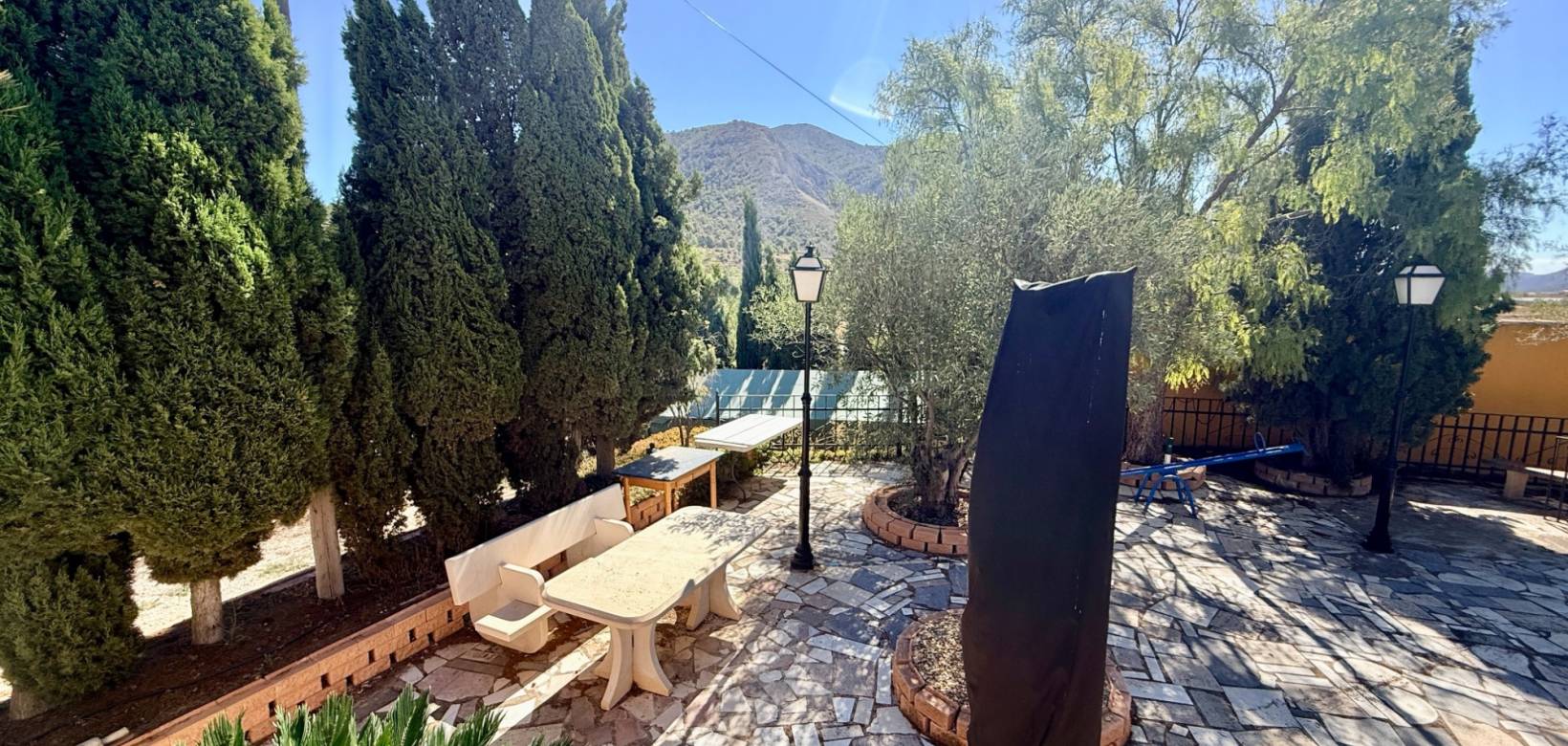 Resale - Cave home - Algueña