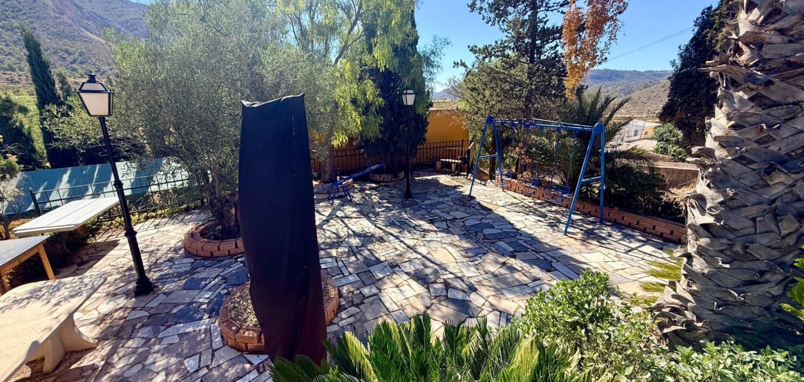 Resale - Cave home - Algueña