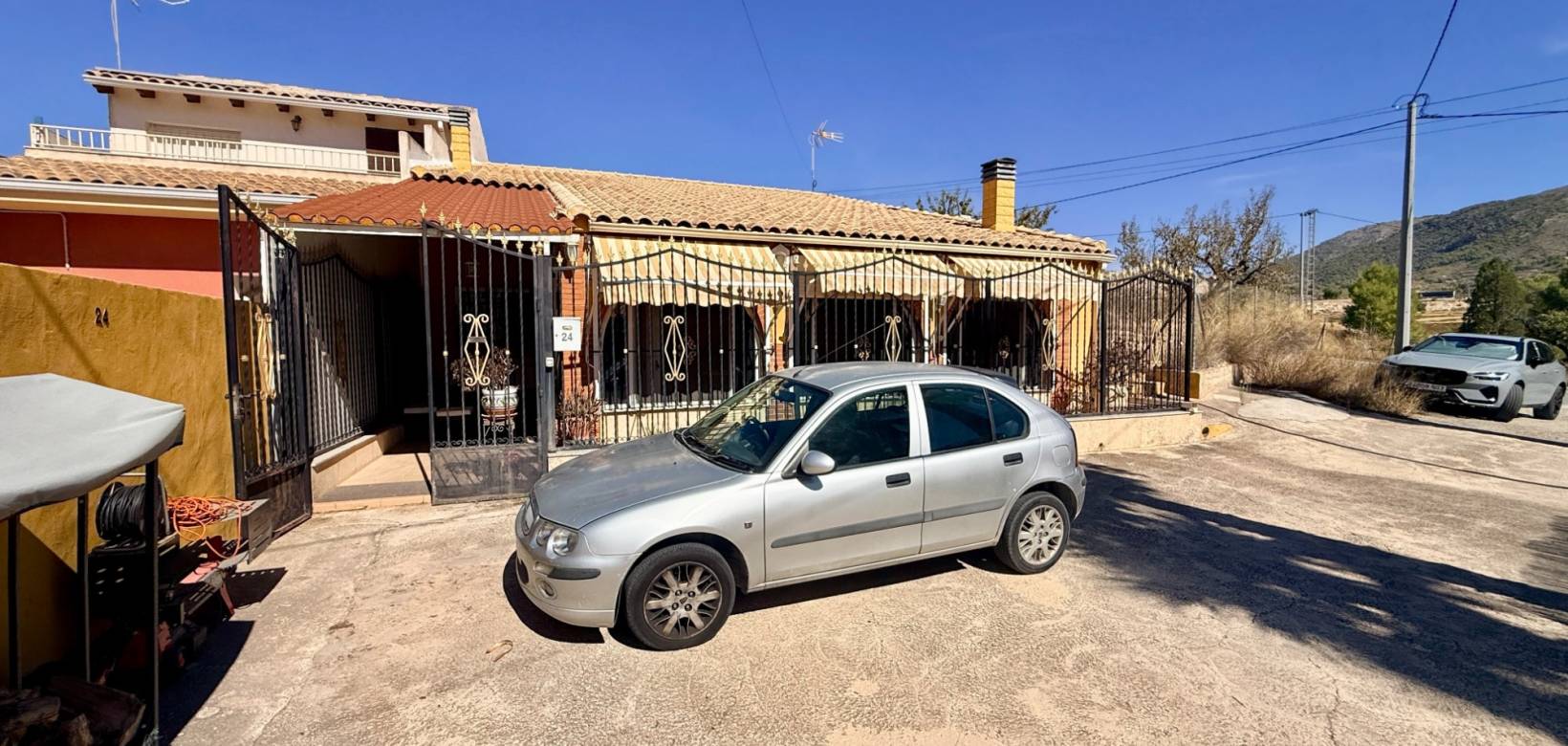 Resale - Cave home - Algueña