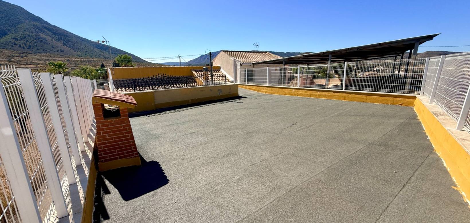Resale - Cave home - Algueña
