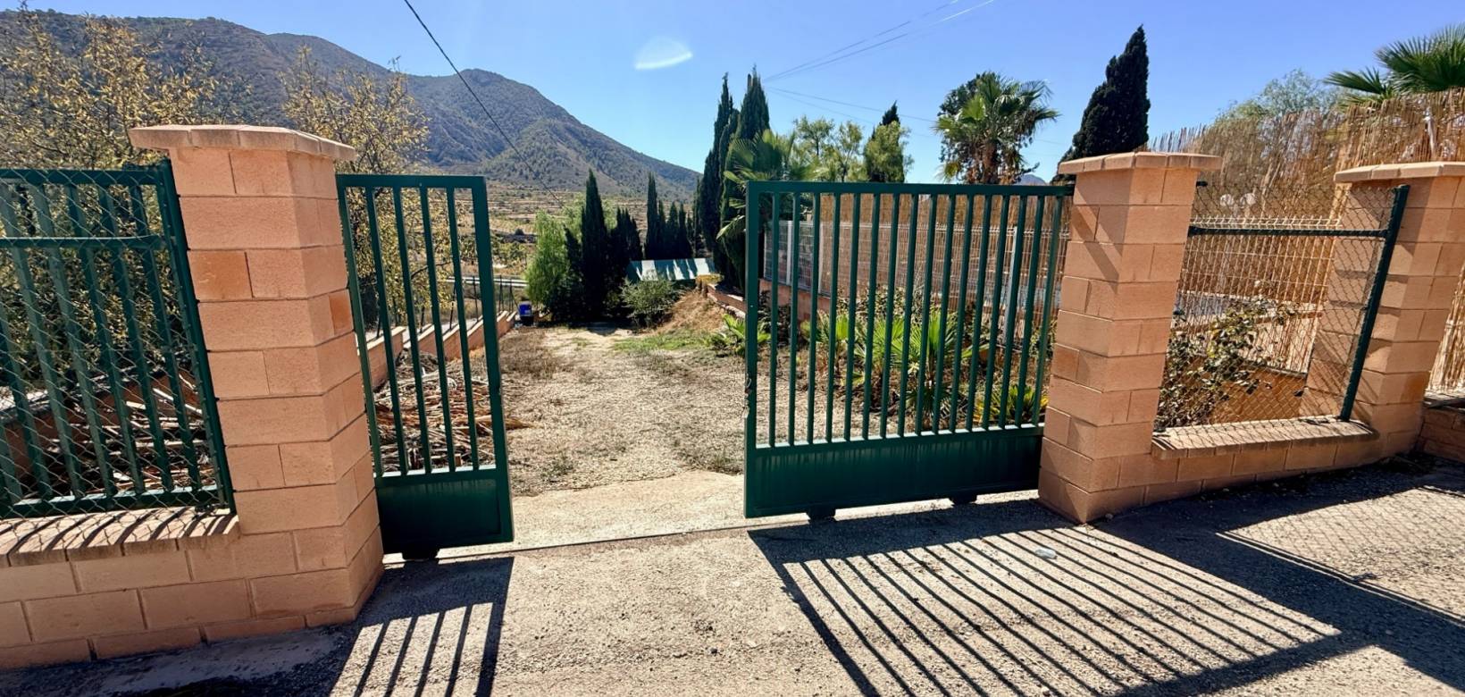 Resale - Cave home - Algueña