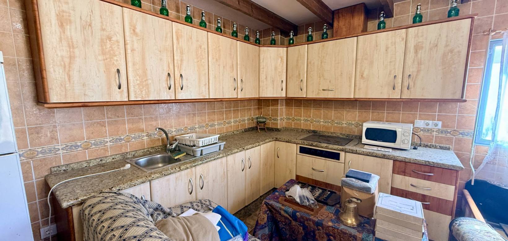 Resale - Cave home - Algueña
