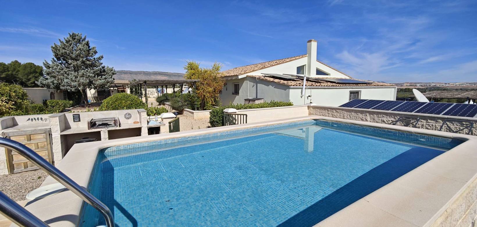 Resale - Country home - Caudete - Inland