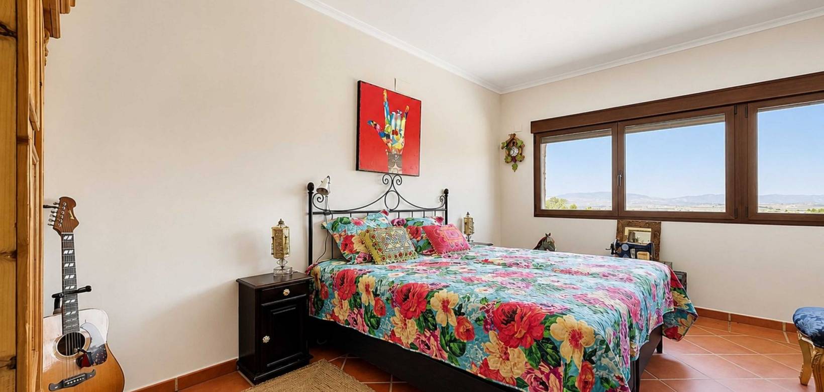 Resale - Country home - Pinoso