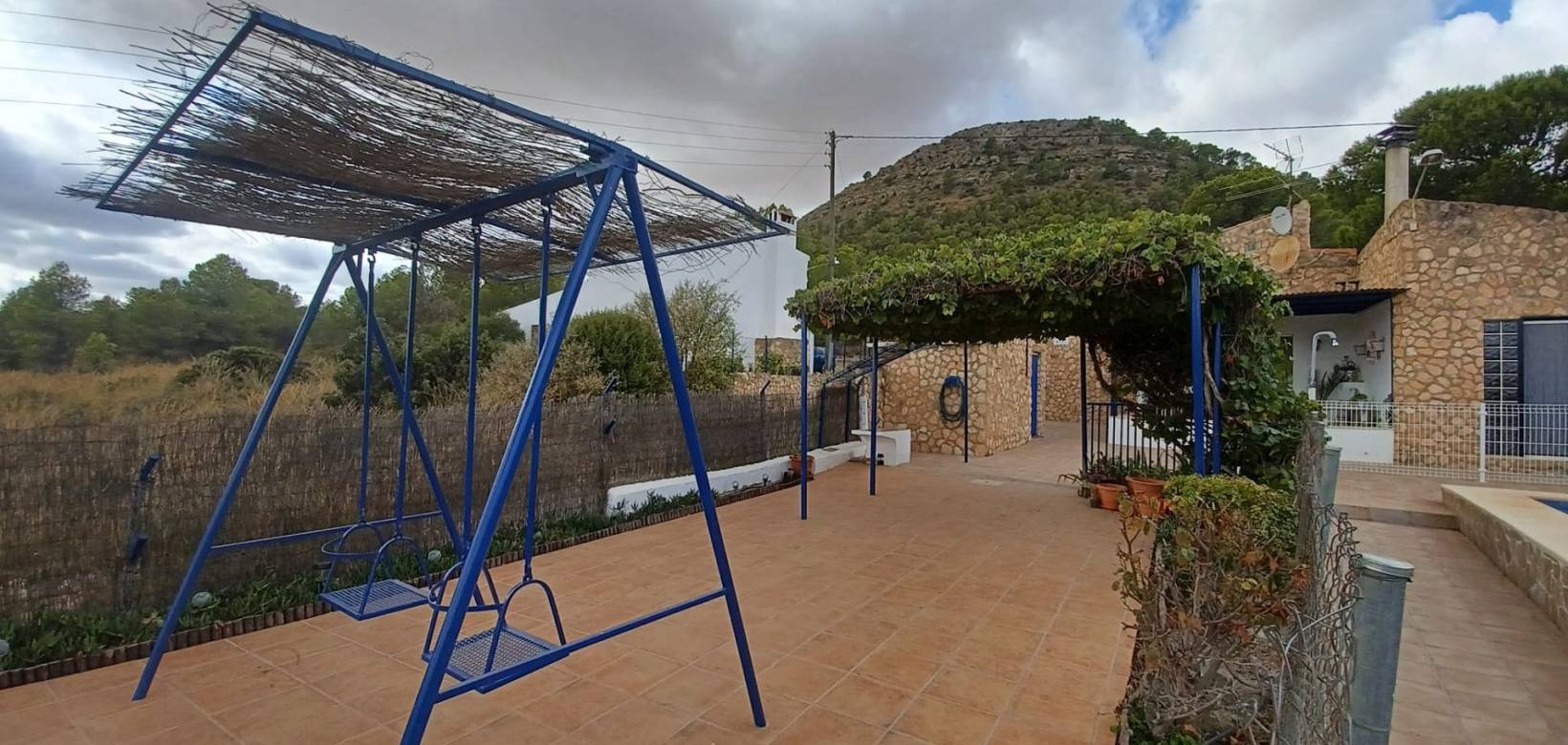 Resale - Country home - Yecla