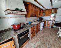 Resale - Country house - Crevillente