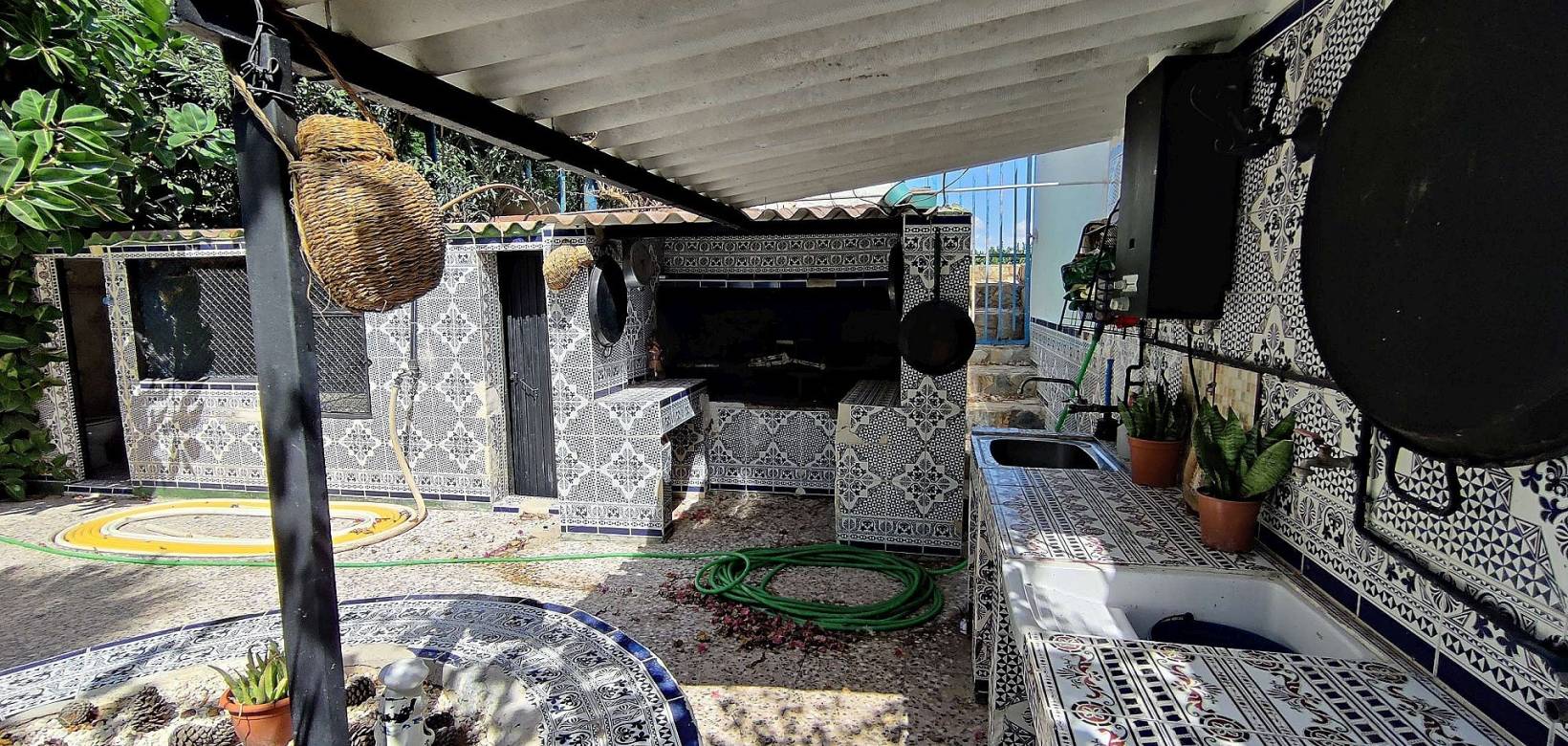 Resale - Country house - Crevillente