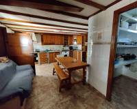 Resale - Country house - Crevillente