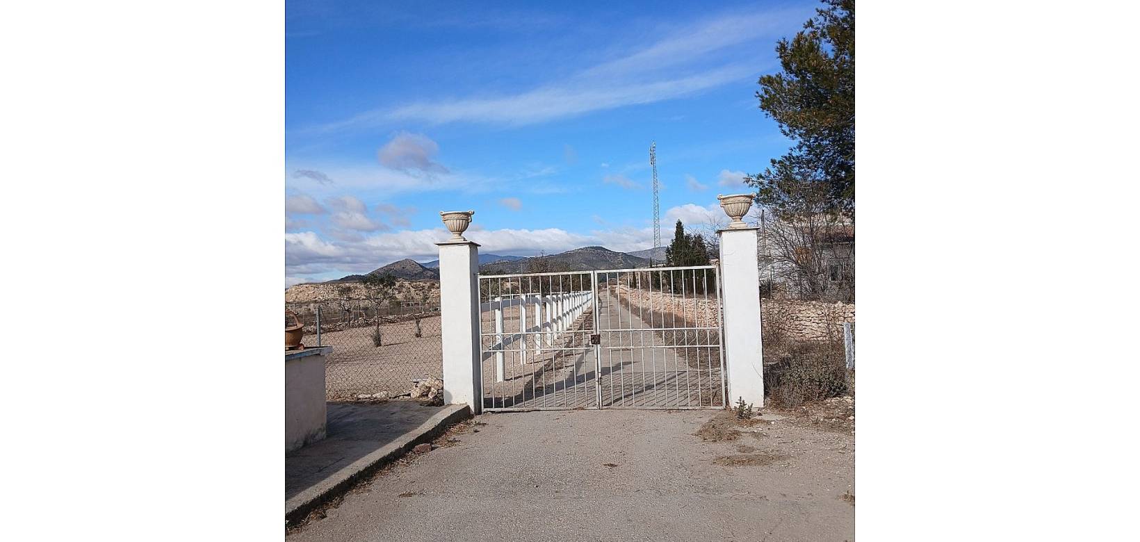 Resale - Country house - Monovar