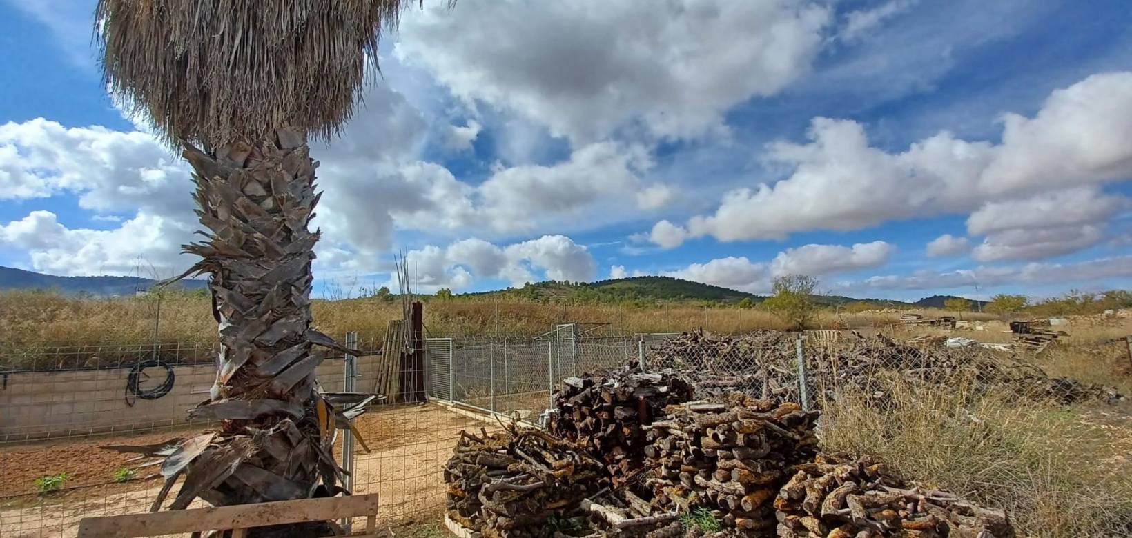 Resale - Country house - Monovar