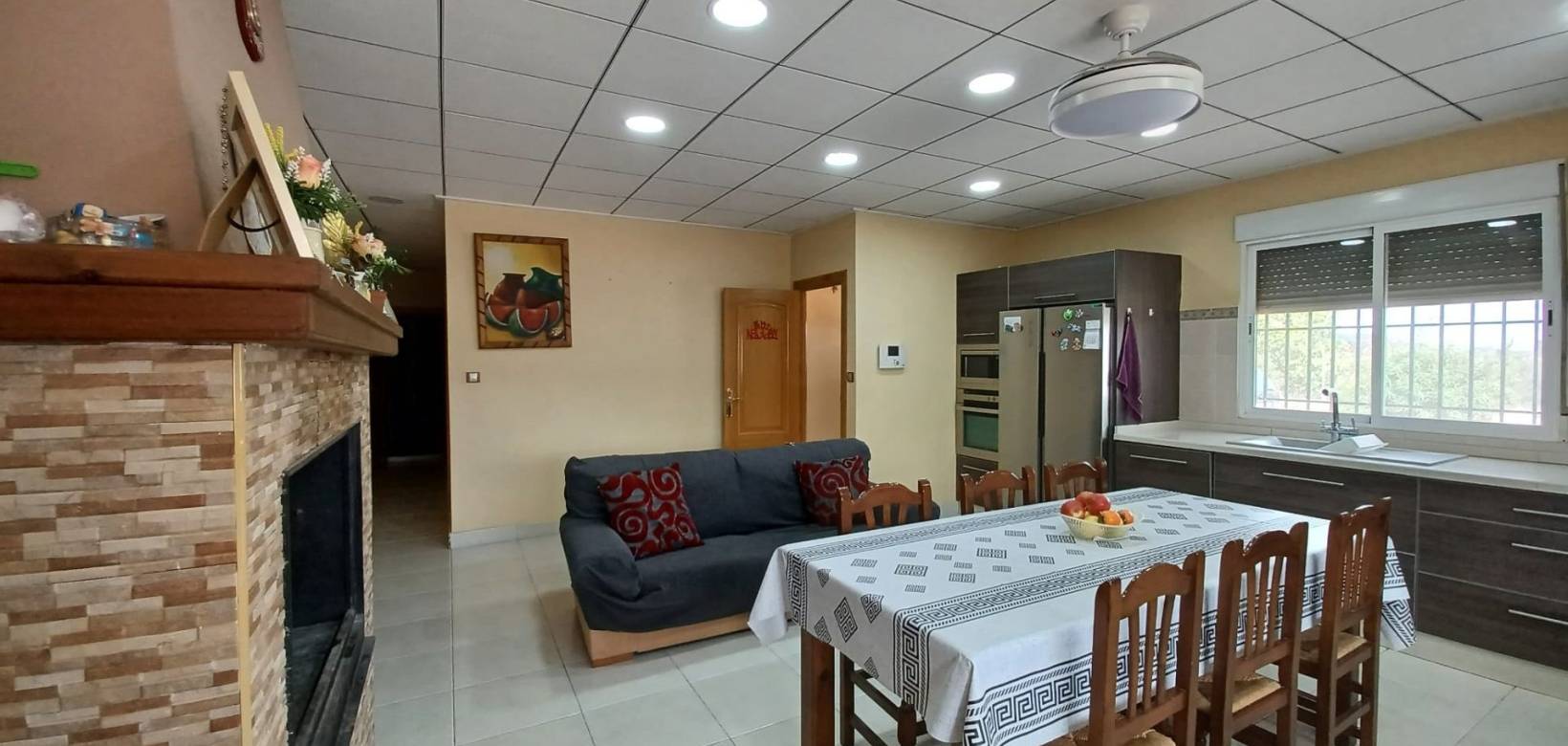 Resale - Country house - Monovar