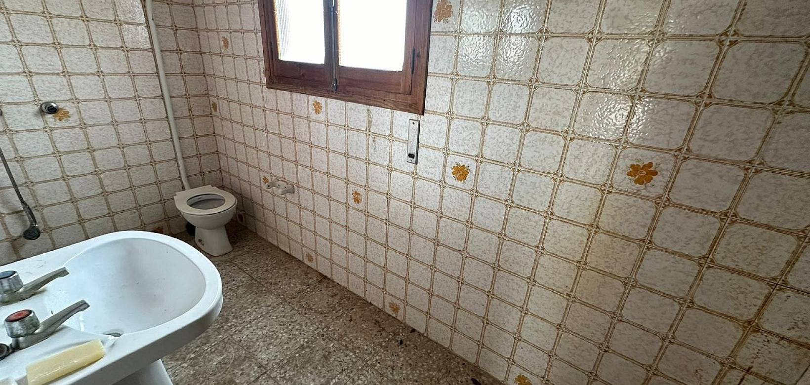 Resale - Country house - Novelda